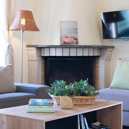 Anlys Vilă Nydri (Lefkada)